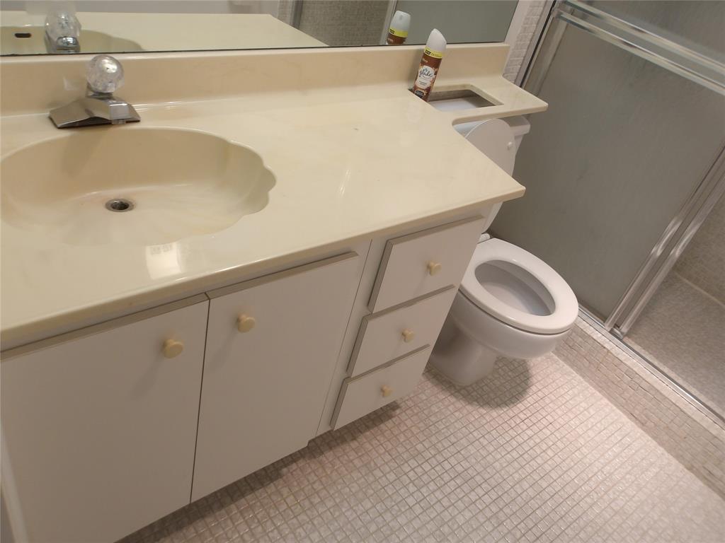 6731 Cypress Road, Unit 309 Plantation, FL 33317 - Photo 15 of 24 a close view of sink