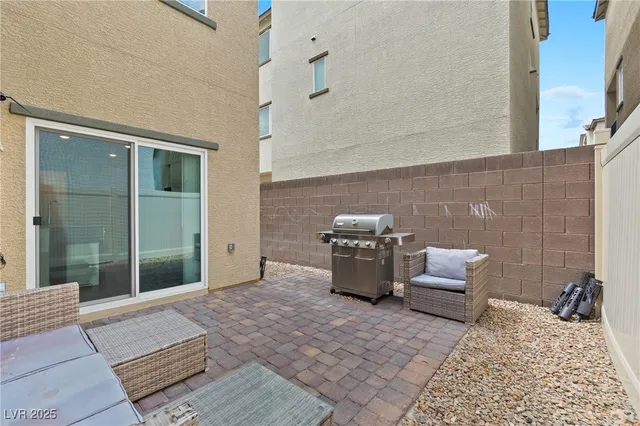 $1,930 | 7005 Magenta Moon Street, North Las Vegas, NV 89086