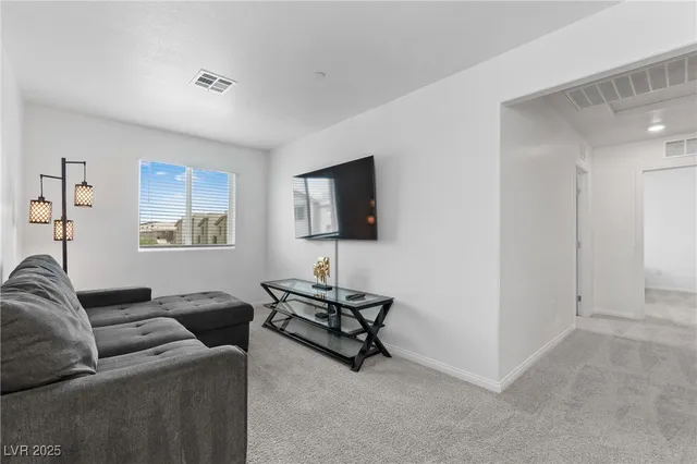 $1,930 | 7005 Magenta Moon Street, North Las Vegas, NV 89086