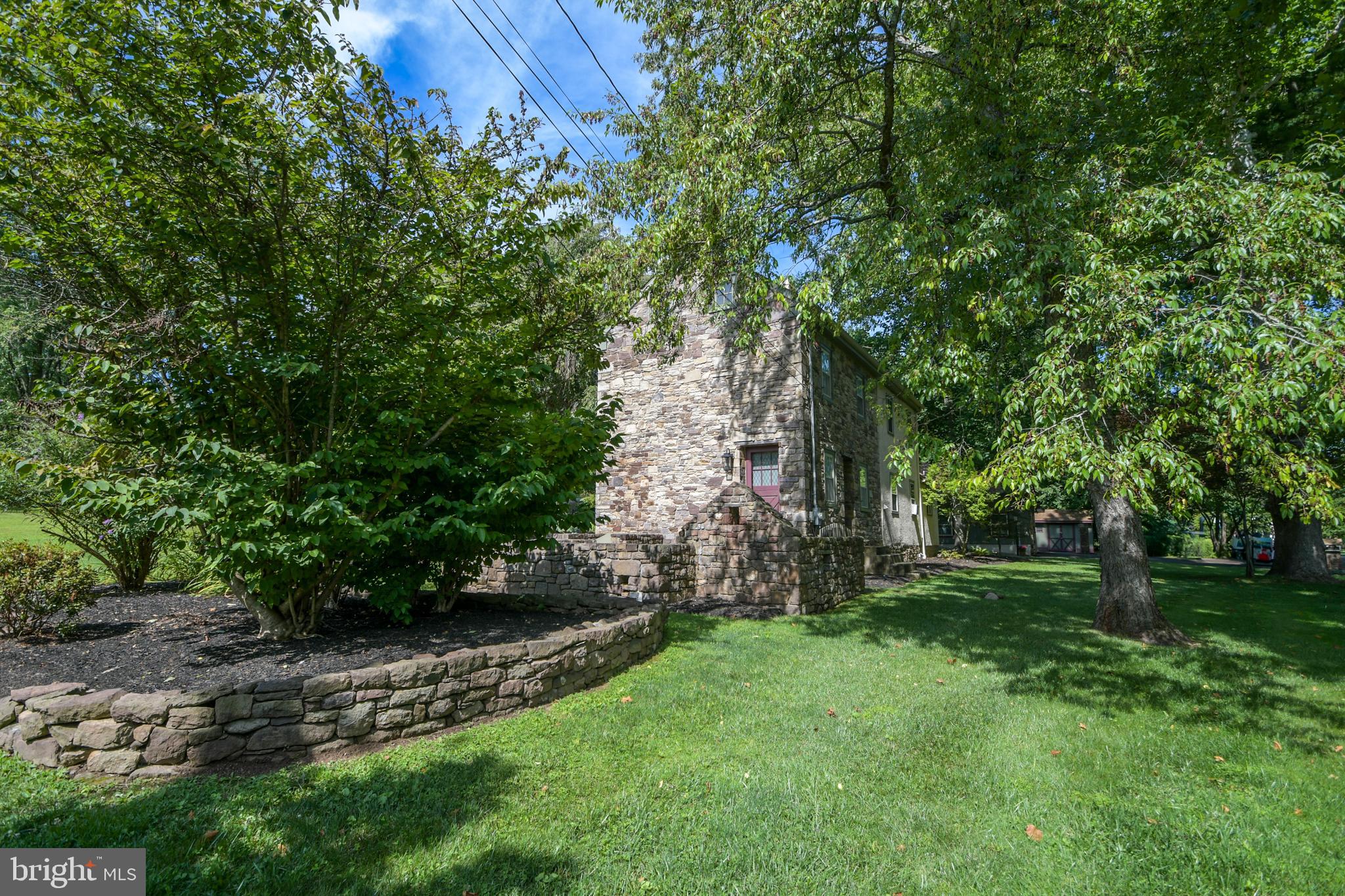 657 Jacksonville Road Warminster, PA 18974 - Photo 5 of 64 Gallery Image 5