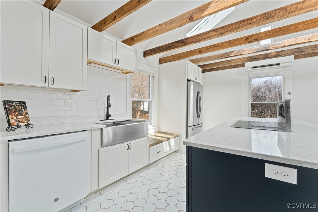 1092 Hull Neck Road Heathsville, VA 22473 - Photo 15 of 50 Fully renovated kitchen (2023)