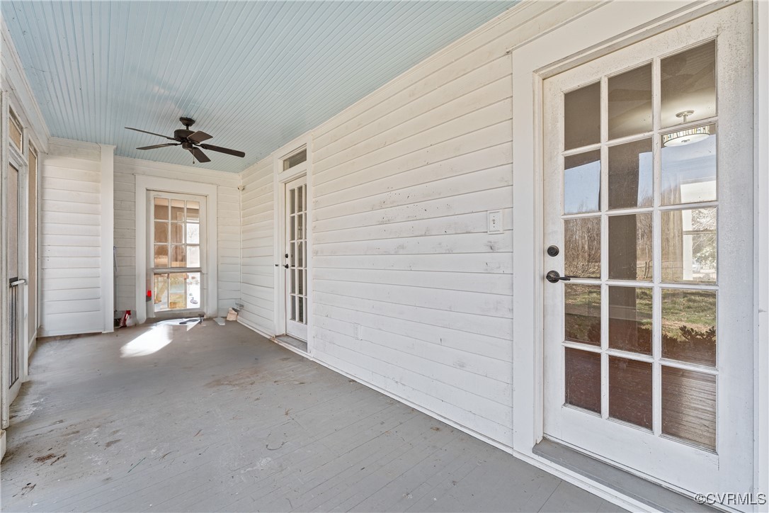 1092 Hull Neck Road Heathsville, VA 22473 - Photo 40 of 50 Scrined in porch with leadin door to bedroom#4 and