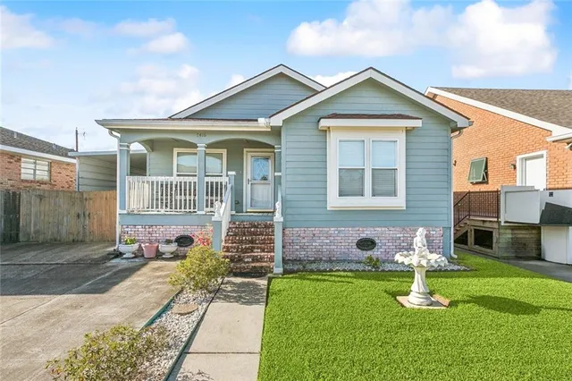 $209,000 | 8416 Colonel Drive, Chalmette, LA 70043