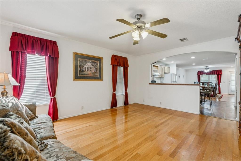 8416 Colonel Drive Chalmette, LA 70043 - Photo 3 of 11