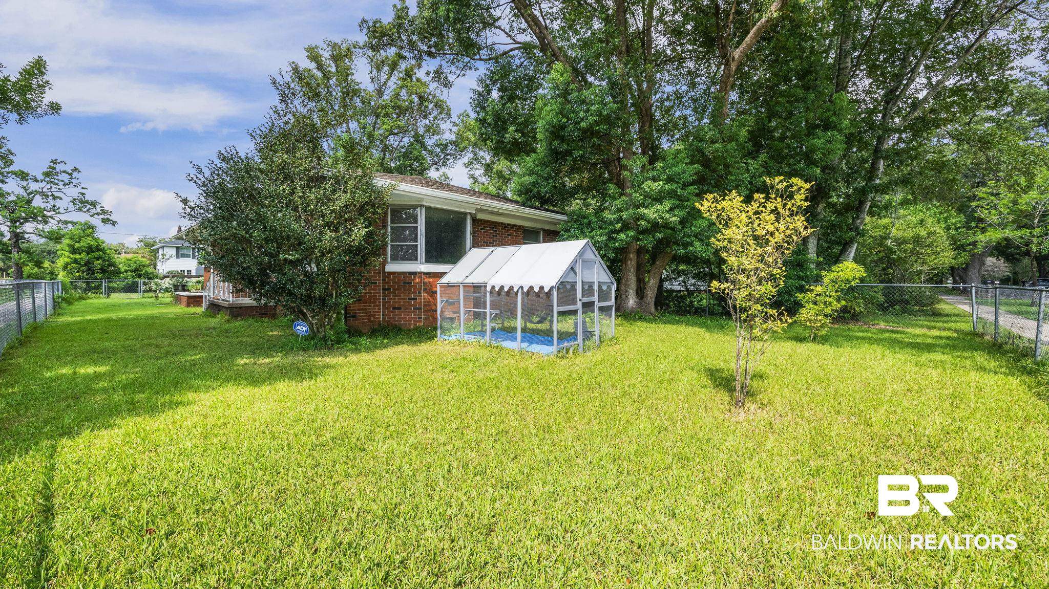 400 North Pine Street Foley, AL 36535 - Photo 26 of 34