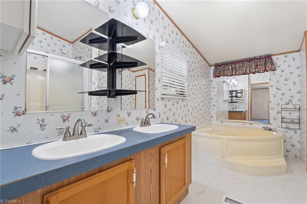 1747 Lynchburg Road Westfield, NC 27053 - Photo 21 of 49
