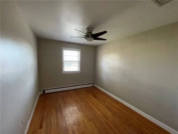 $3,300 | 9 Wilson Road, Middletown, RI 02842