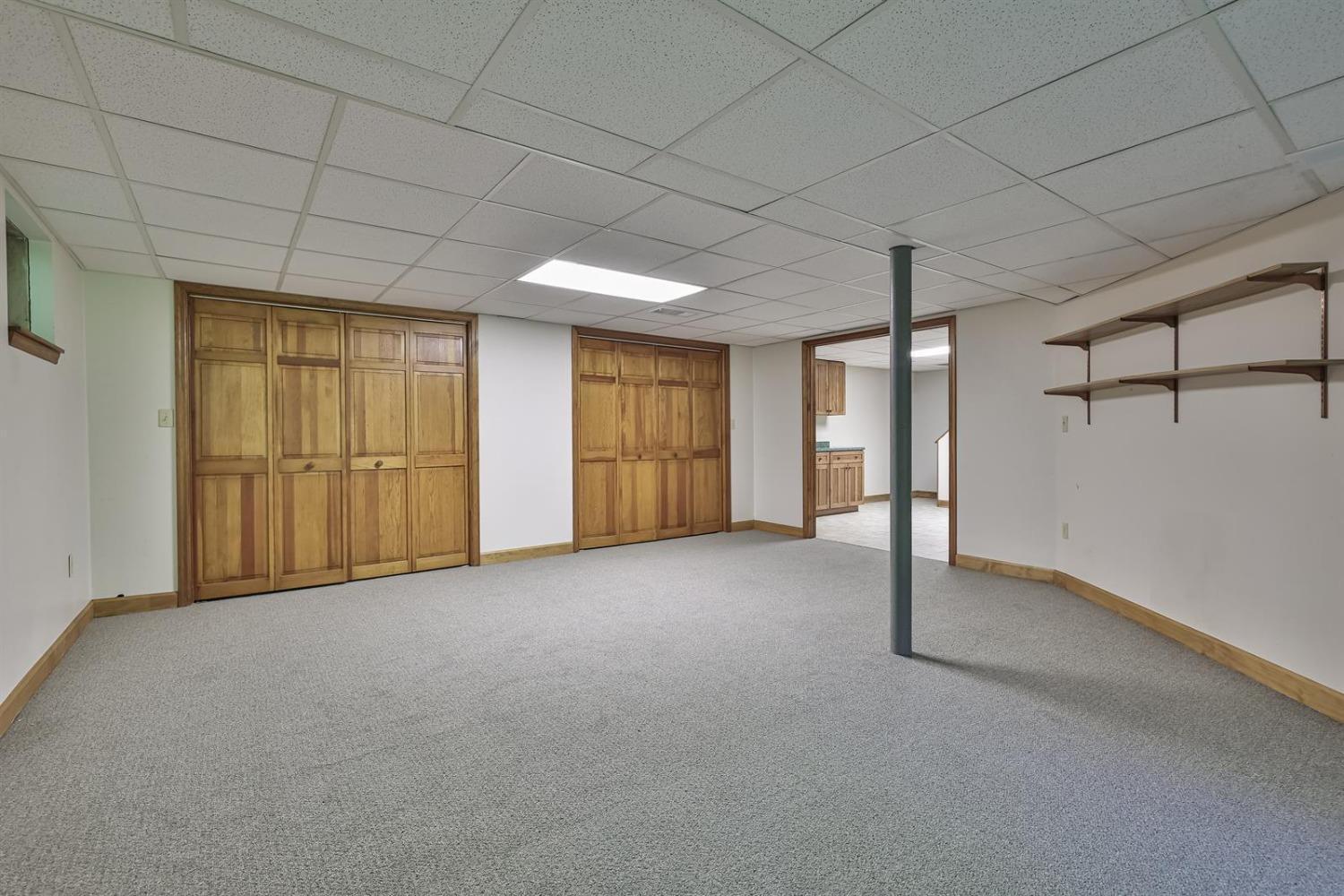 7339 Drake Road Cincinnati, OH 45243 - Photo 47 of 50