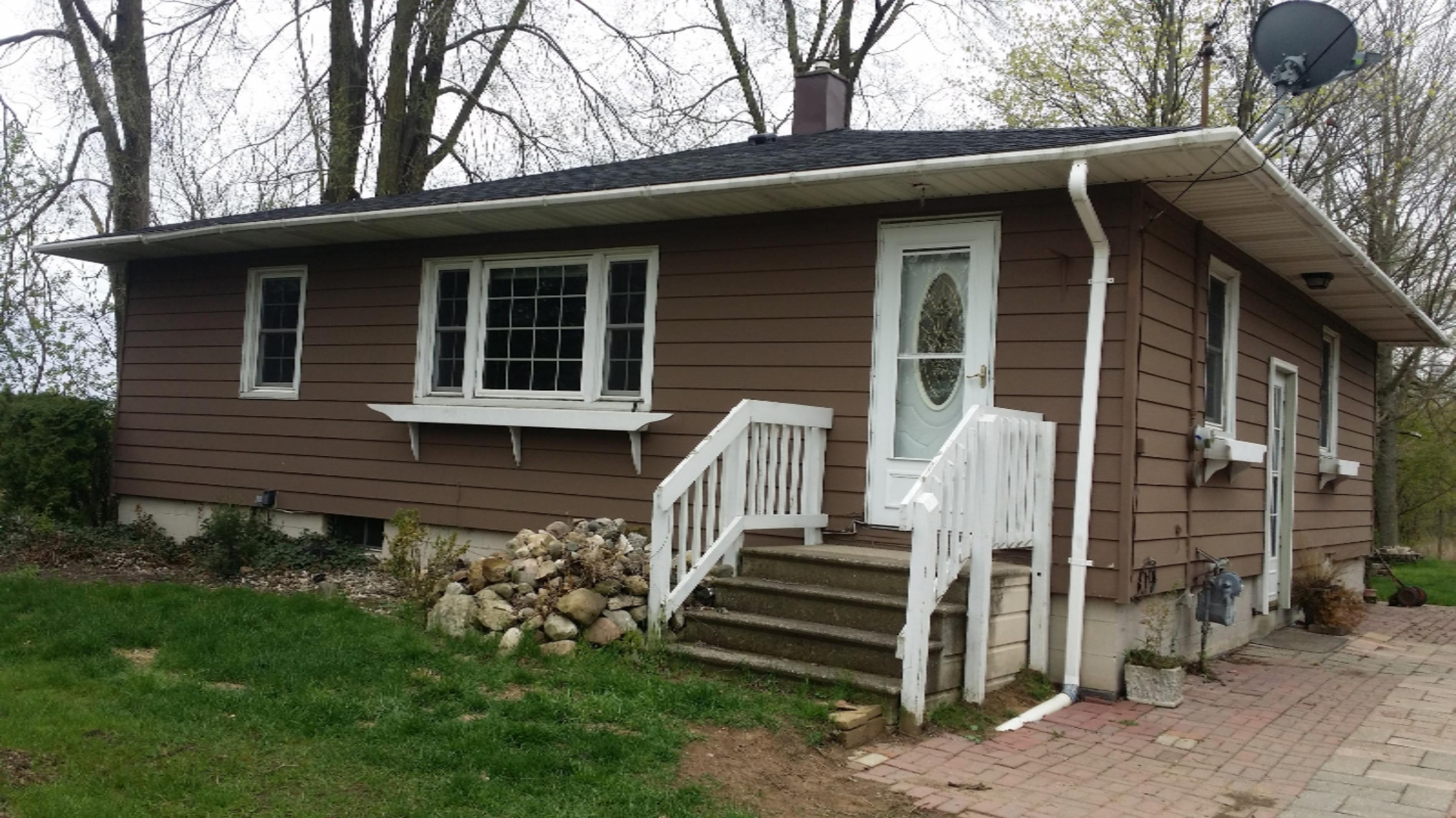 12619 Harrisburg Road Ravenna, MI 49451 - Photo 3 of 19 20160429_183516