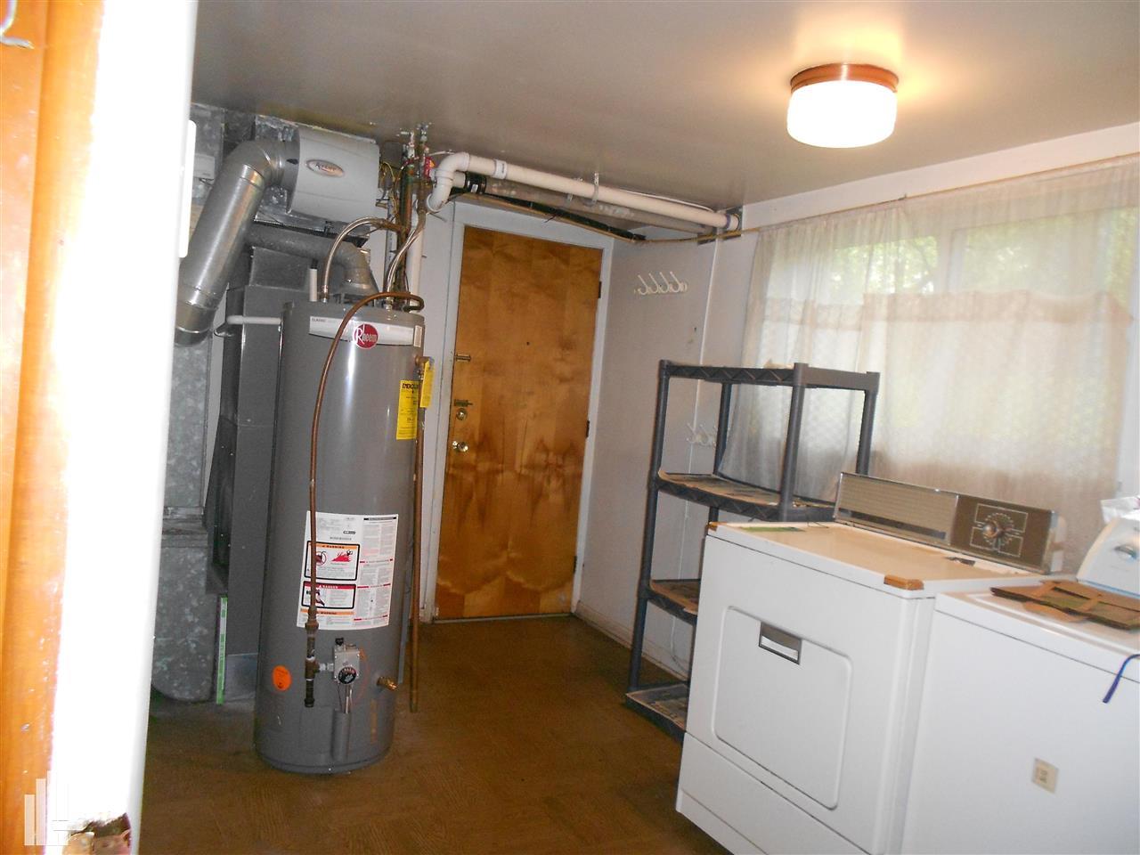 2822 Rhineberry Road Rochester, MI 48309 - Photo 21 of 33 Utility Room