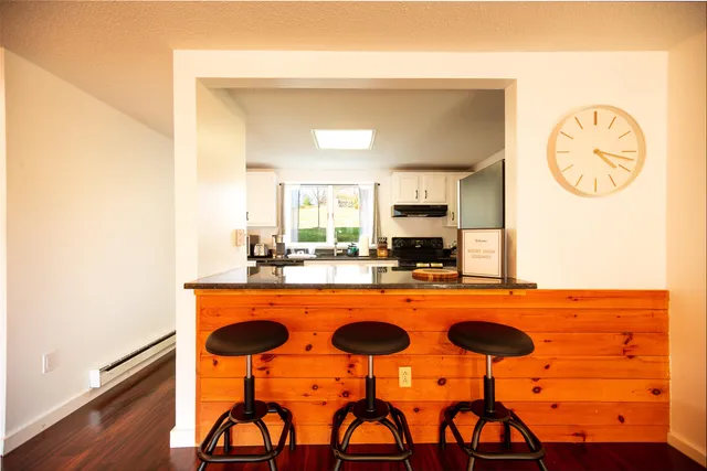 $399,000 | 339 G Handle Road, Unit ELMS G, West Dover, VT 05356