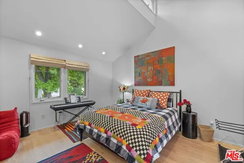 $15,500 | 354 14th Street, Santa Monica, CA 90402