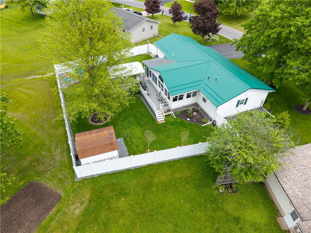 34 Van Renssalaer Street Seneca Falls, NY 13148 - Photo 3 of 49