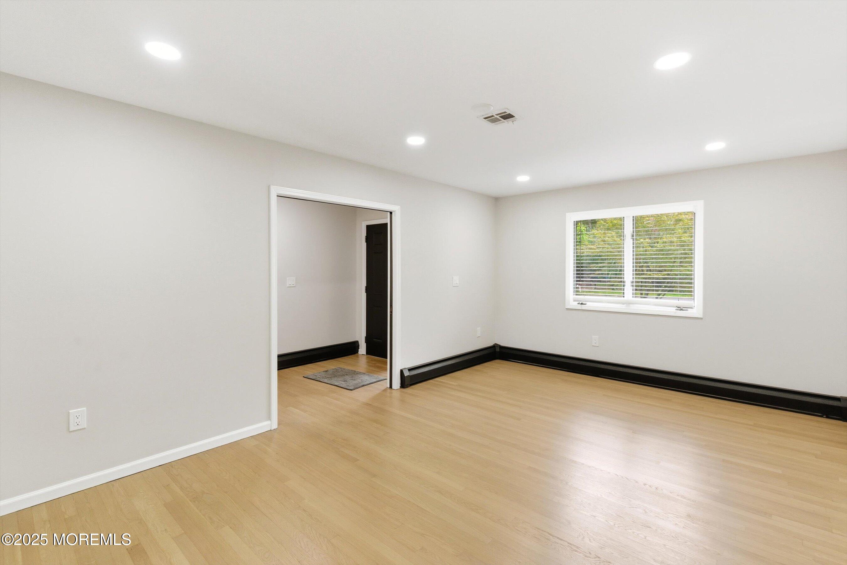 257 Alexander Avenue Howell, NJ 07731 - Photo 15 of 18 15-Bed 1A