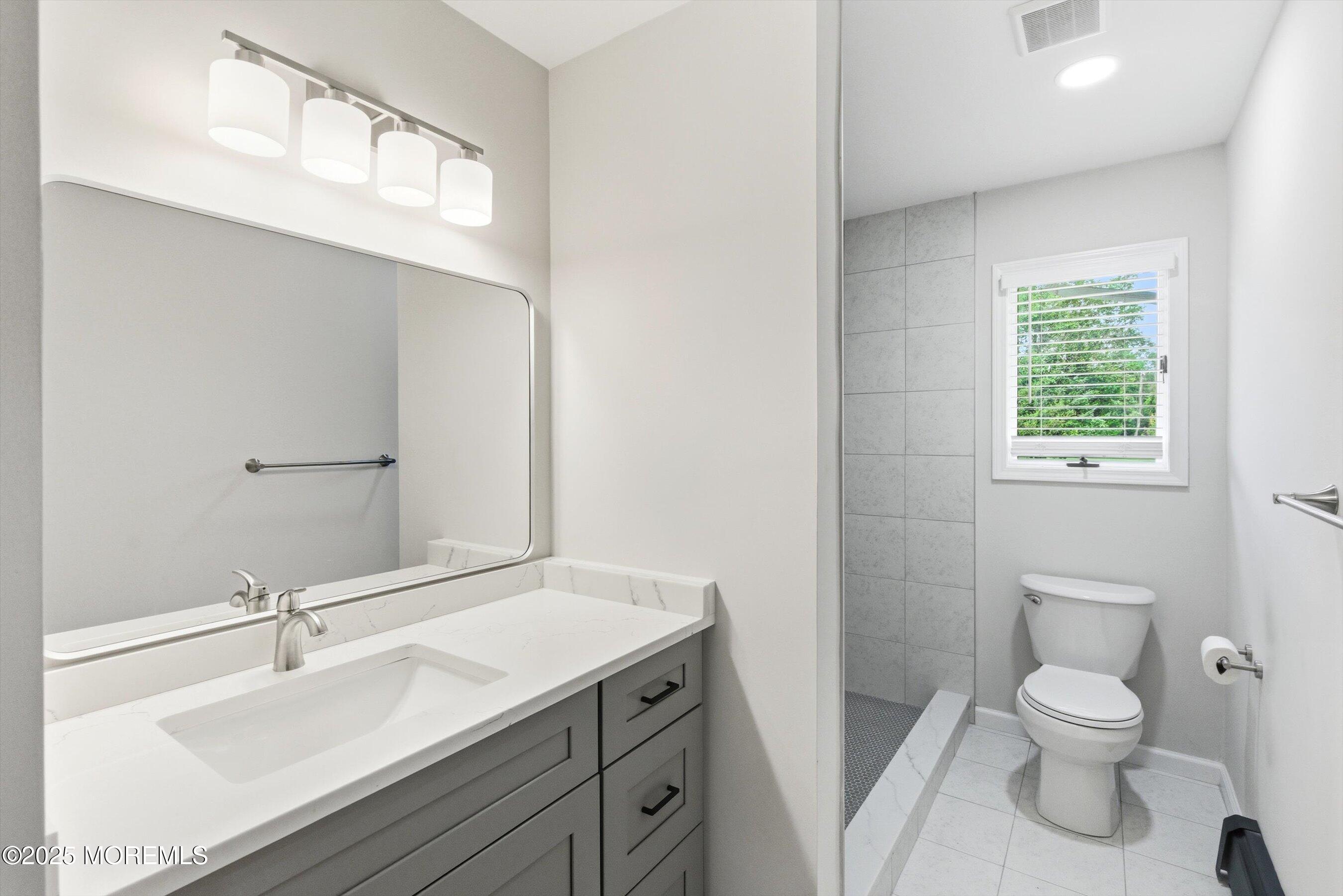 257 Alexander Avenue Howell, NJ 07731 - Photo 17 of 18 17-Bath 1