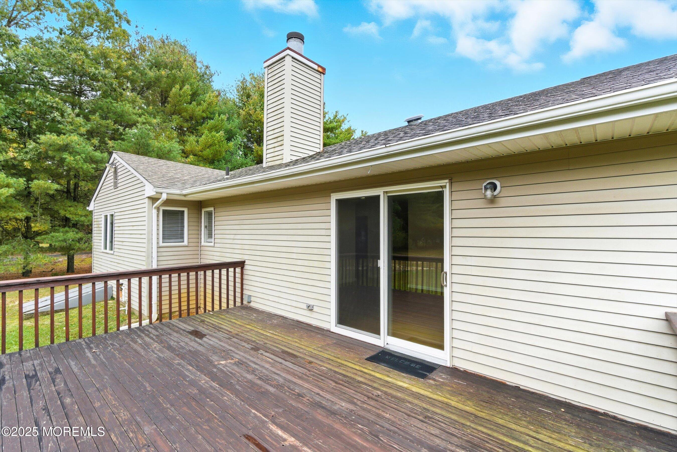 257 Alexander Avenue Howell, NJ 07731 - Photo 5 of 18 24-Patio