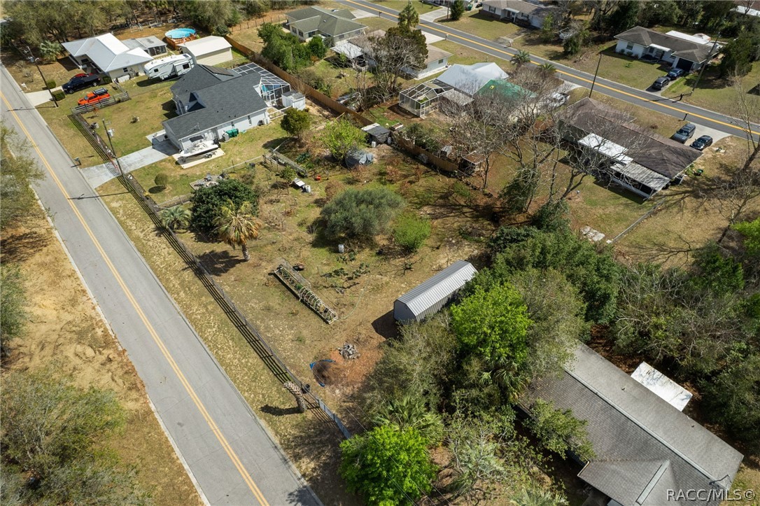 907 Pineaire Street Inverness, FL 34452 - Photo 8 of 57