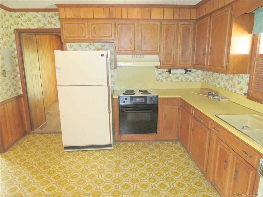 233 Buffalo Shoals Road Lincolnton, NC 28092 - Photo 9 of 13 Gallery Image 9