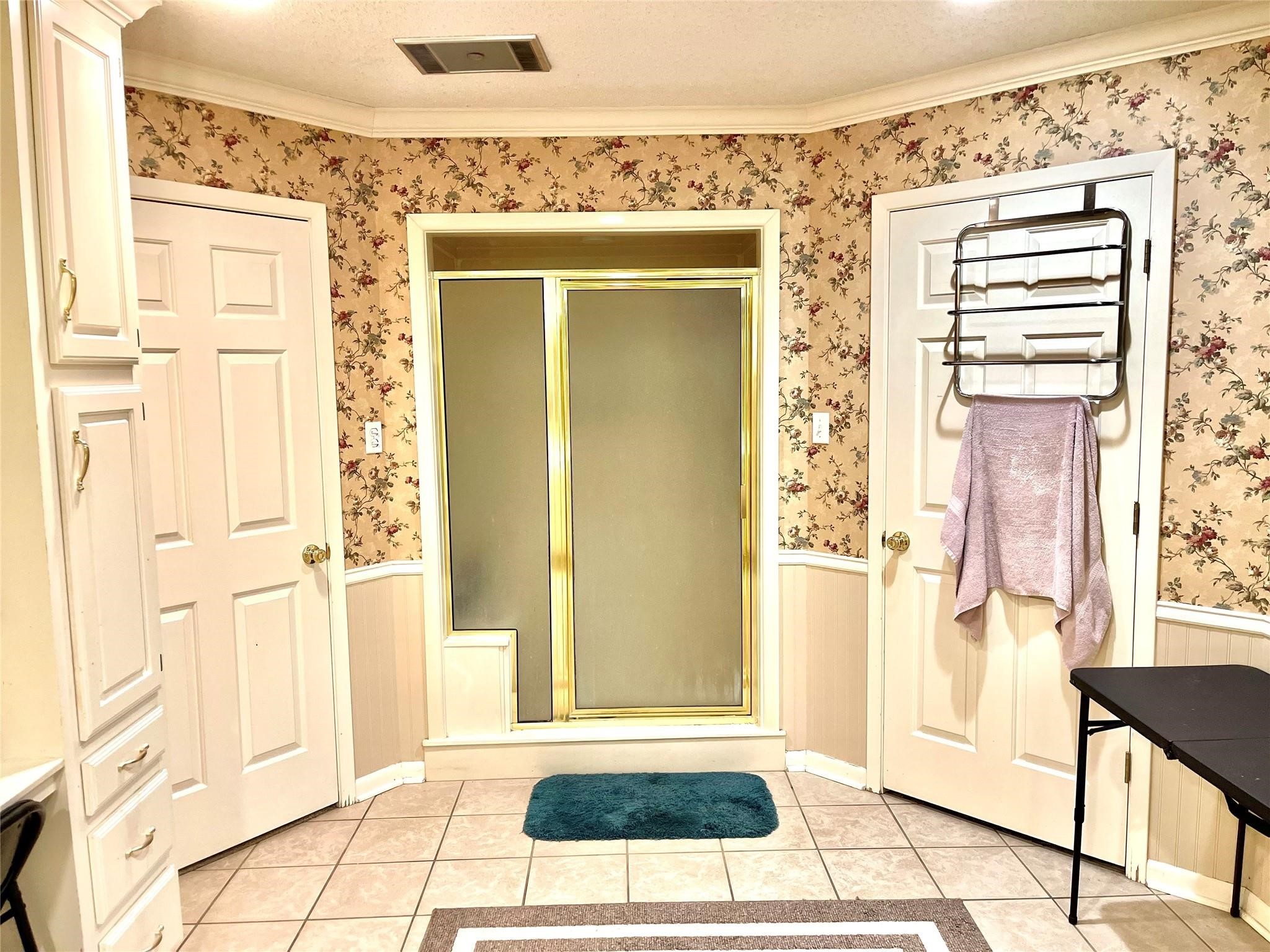 710 South Main Street Coolidge, TX 76635 - Photo 29 of 36 a view of front door
