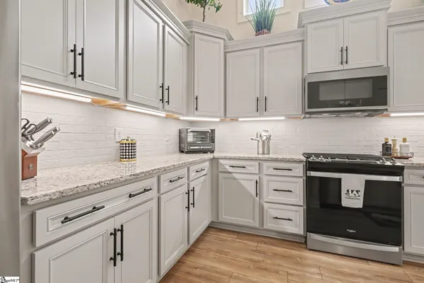 $398,900 | 605 Sunwater Drive, Duncan, SC 29334