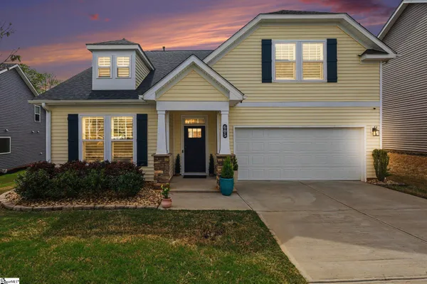$398,900 | 605 Sunwater Drive, Duncan, SC 29334