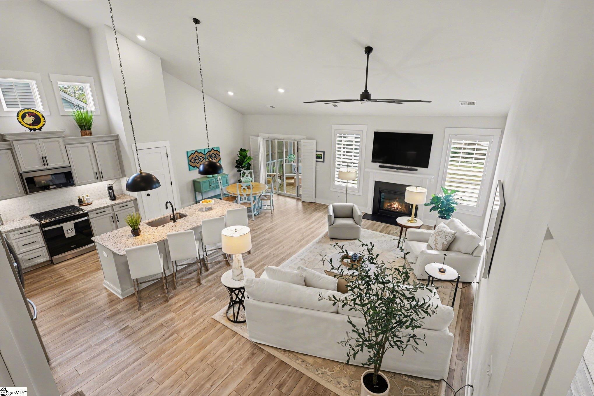 605 Sunwater Drive Duncan, SC 29334 - Photo 4 of 32