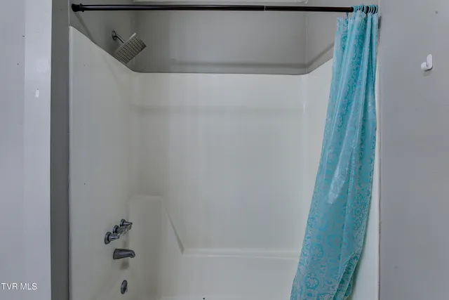 $274,000 | 965 Roaring Fork Road, Greeneville, TN 37745