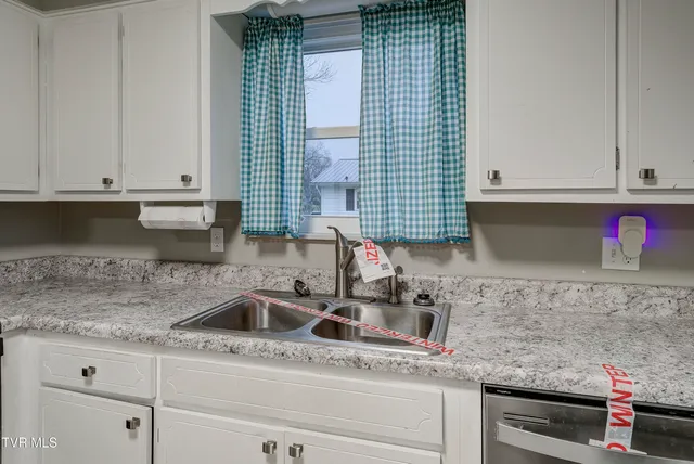 $274,000 | 965 Roaring Fork Road, Greeneville, TN 37745