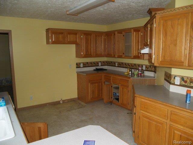 5061 Freiermuth Road Stockbridge, MI 49285 - Photo 4 of 19 Kitchen