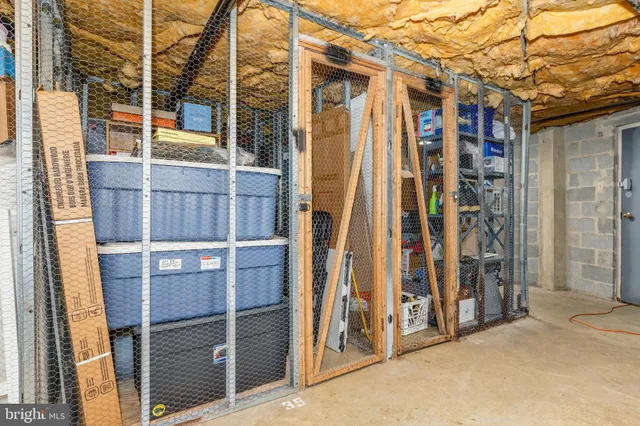 a view of walk in closet