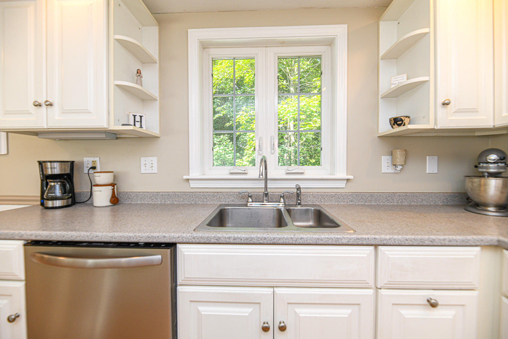 28 Pine Point Road Scarborough, ME 04074 - Photo 16 of 49 8B870E94-677C-4F58-87AD-EC16C169286C