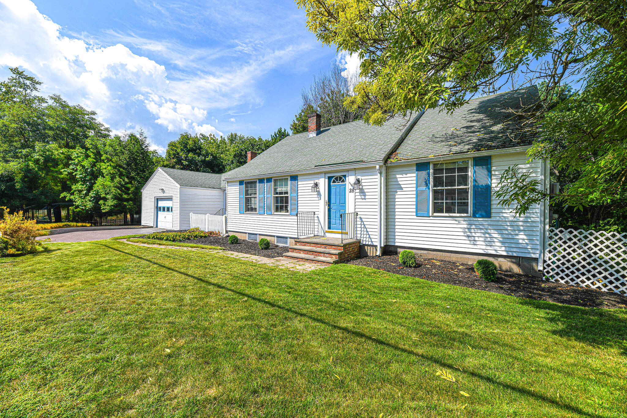 28 Pine Point Road Scarborough, ME 04074 - Photo 2 of 49 007D0213-BDDE-49BD-8668-75B3D465C7DB