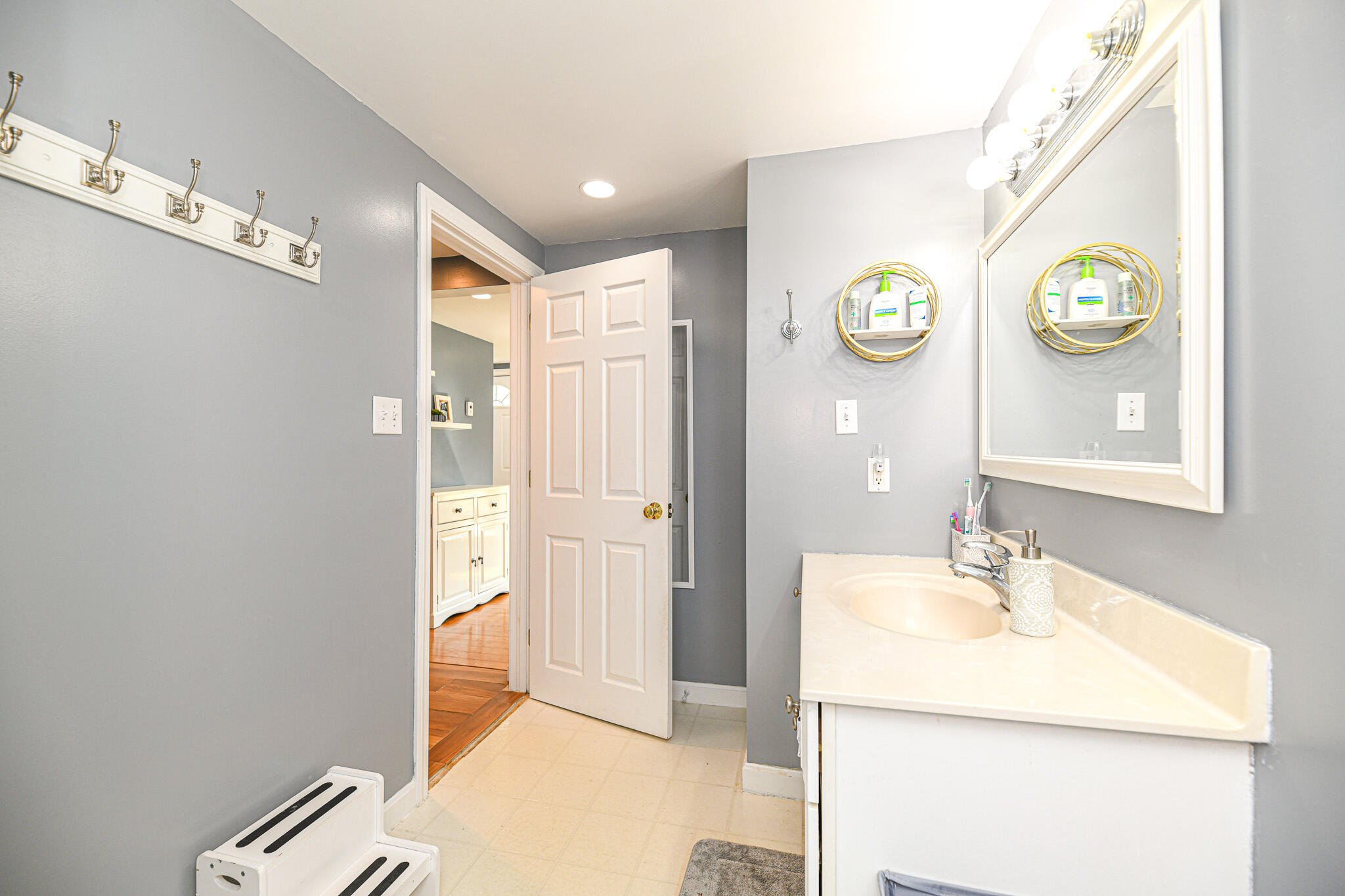 28 Pine Point Road Scarborough, ME 04074 - Photo 36 of 49 13F4EEE0-91A6-4FFB-9129-83E4B86C067F