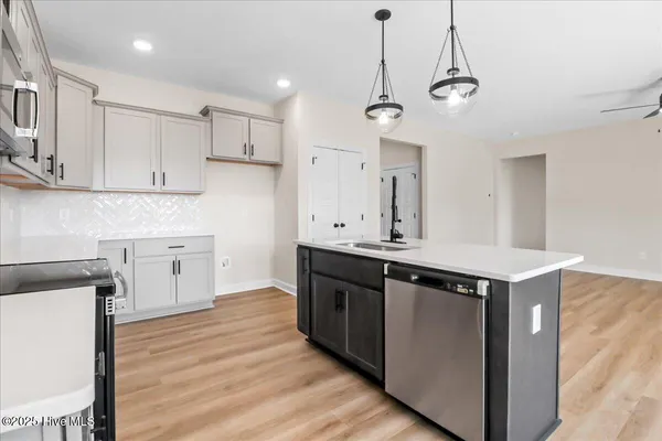 $319,995 | 104 Hudson Village Drive, La Grange, NC 28551