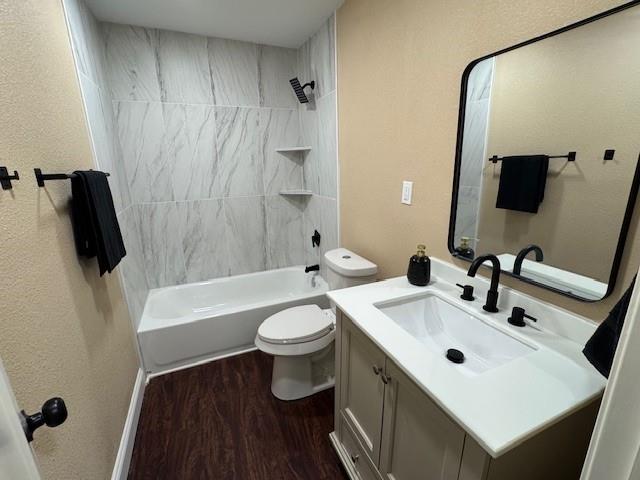 727 East 3rd Street McGregor, TX 76657 - Photo 16 of 24 Hall bathroom with tub/shower