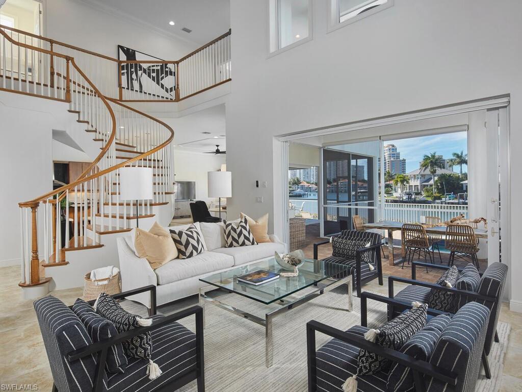 4419 Crayton Road Naples, FL 34103 - Photo 14 of 48