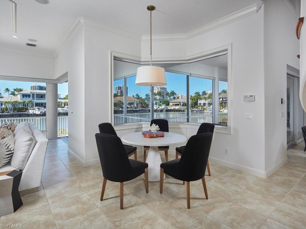 4419 Crayton Road Naples, FL 34103 - Photo 20 of 48