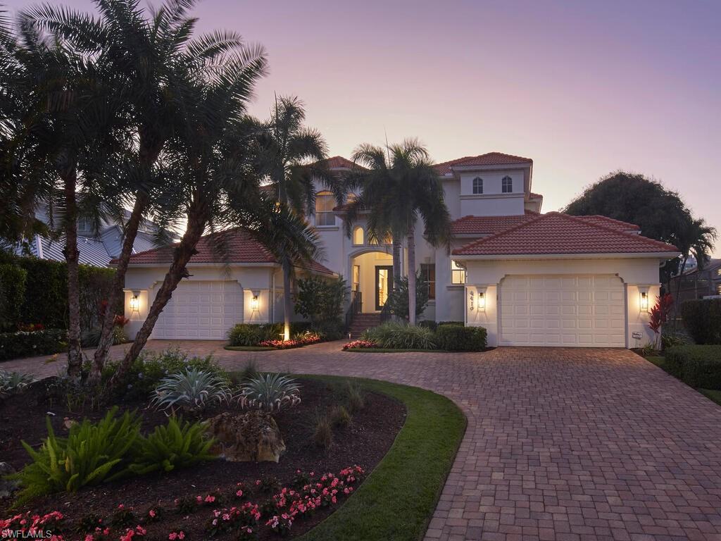 4419 Crayton Road Naples, FL 34103 - Photo 3 of 48