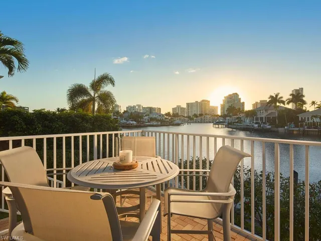 $7,895,000 | 4419 Crayton Road, Naples, FL 34103