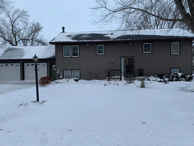 $349,900 | 507 6th Avenue Northeast, Mapleton, MN 56065