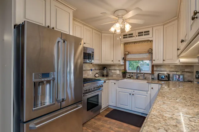 $349,900 | 507 6th Avenue Northeast, Mapleton, MN 56065