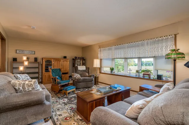 $349,900 | 507 6th Avenue Northeast, Mapleton, MN 56065