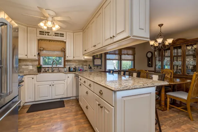 $349,900 | 507 6th Avenue Northeast, Mapleton, MN 56065