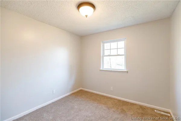 $148,999 | 3080 Wooded Way, Jeffersonville, IN 47130