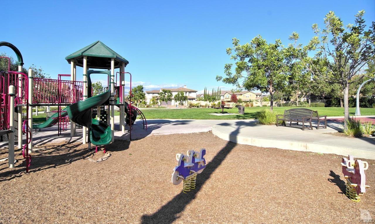 3522 Bridgehampton Way Camarillo, CA 93012 - Photo 48 of 52 a view of a park with entertaining space
