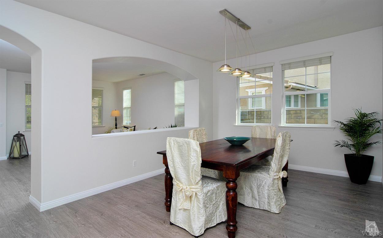 3522 Bridgehampton Way Camarillo, CA 93012 - Photo 8 of 52 a dining room with furniture and window