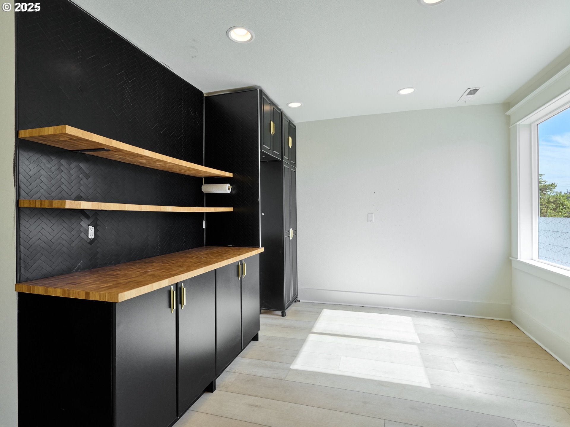 795 Corby Street Woodburn, OR 97071 - Photo 19 of 44