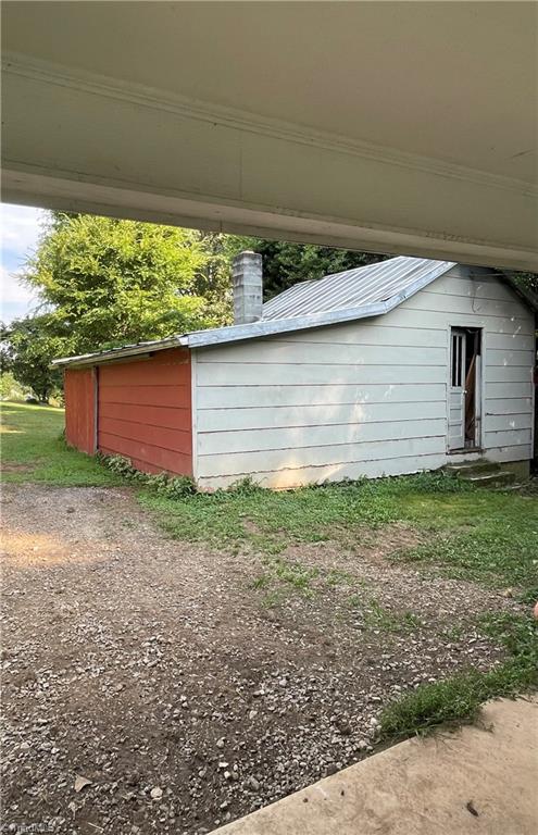 161 Riddle Road North Wilkesboro, NC 28659 - Photo 5 of 26