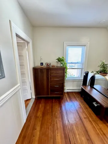 $2,400 | 20 10th Street, Unit 3, Providence, RI 02906