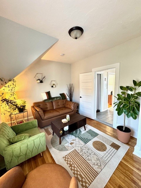 20 10th Street, Unit 3 Providence, RI 02906 - Photo 4 of 26